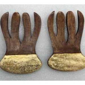 Wooden Claw (Set of 2)